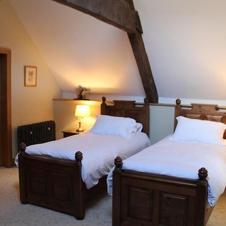 Y Fan Bed & Breakfast Карфили Екстериор снимка